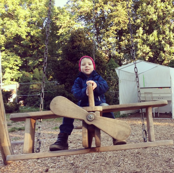 37DE6A31-12F8-405F-84FD-58DF7F6323AA