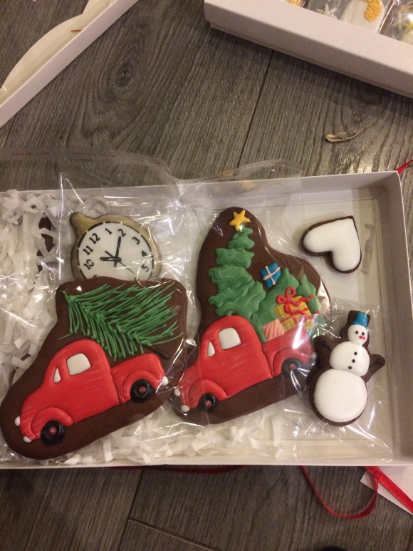 0E004030-F5B1-449B-A4DA-4CE2577EE649