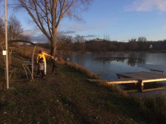 7FF7613E-7861-4E22-9AAE-D09E34AF0052