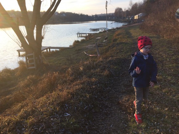 EF6E2F18-3E90-4DE2-AC0D-FDB8C1F30603