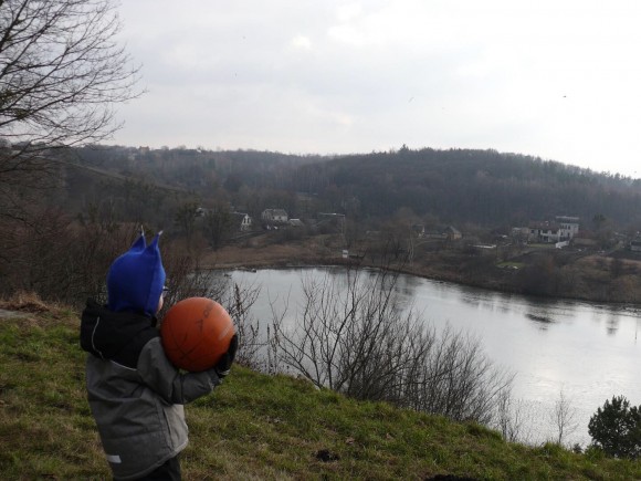 5A1348C9-4C62-42F5-B1EF-D646860D17A5