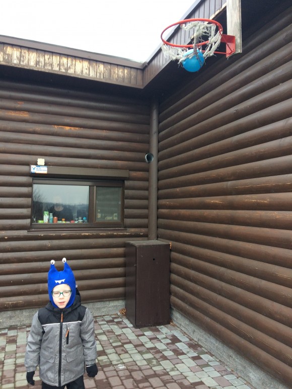 E9F45E2E-8126-49B2-86DB-5CF0EC8B7ADA