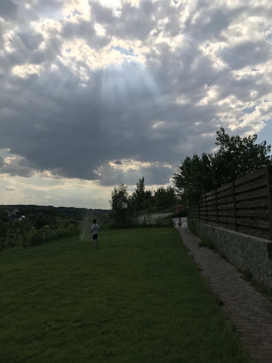 42DD5BC0-6B0A-4C74-B91C-AF62A5A58301