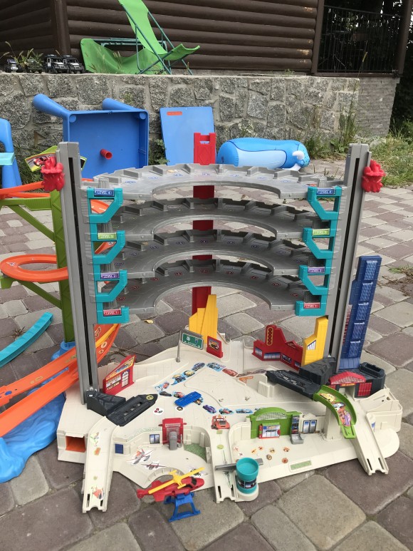 AA0B1594-C342-4366-B796-C3ABA44085D2