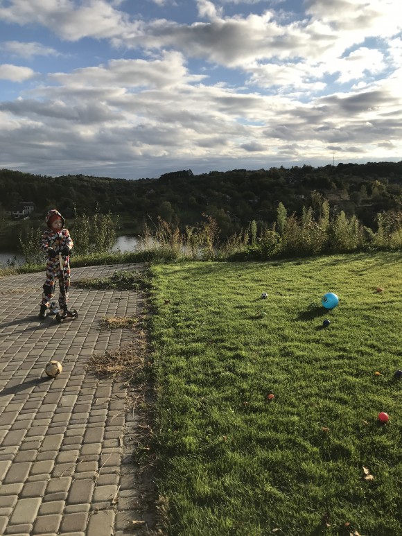 C5CE3DC9-A4C9-4CE9-BF31-8F9EEE227DBD