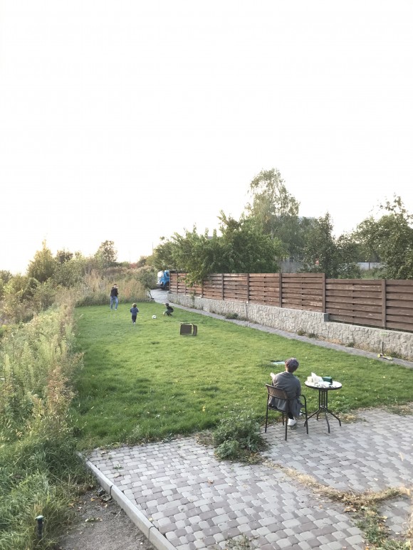 D6368C5C-64C4-4CA2-ACEF-B798EFC21D09