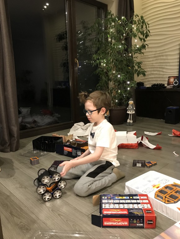 033B2D84-8C9E-4A75-9514-BDB10F50601D