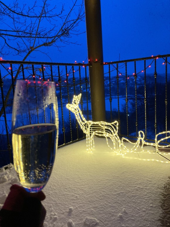 3B82C5C9-8EE1-464B-901F-D143007E7A03