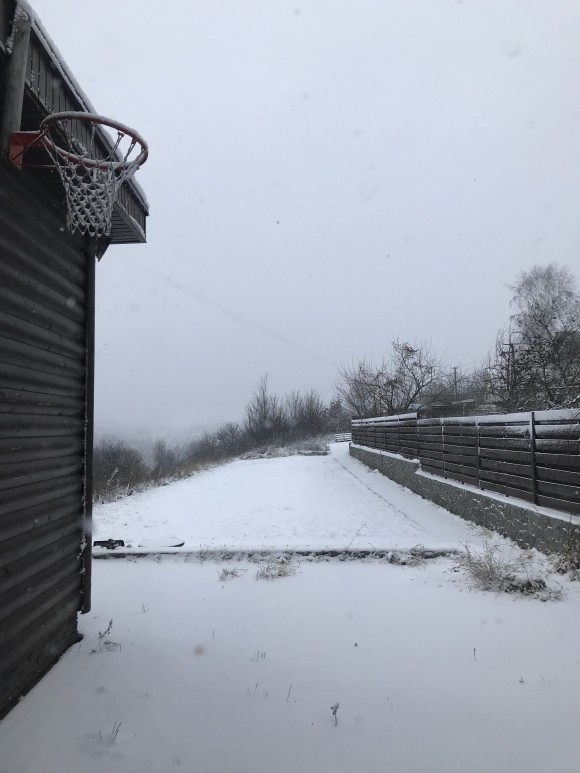 9BA58636-8FCA-46DE-9A4A-BCA011866A23