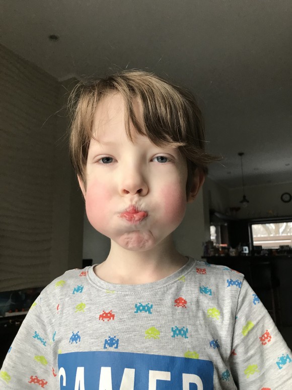 23917D69-E5F1-486C-857B-457A2A700892