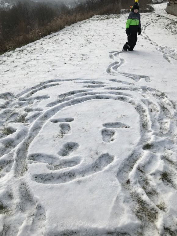 4156E442-6A9F-4925-B27F-65F52C852A35