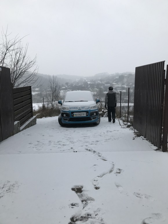 5712550C-4D86-4CE4-8EA2-BFD7CF9E332F