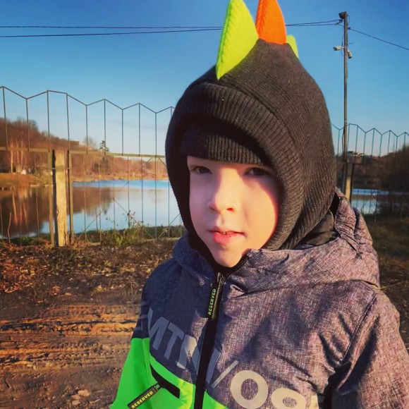 B543D010-AEA1-4E27-BAE1-917EDFC09BCC