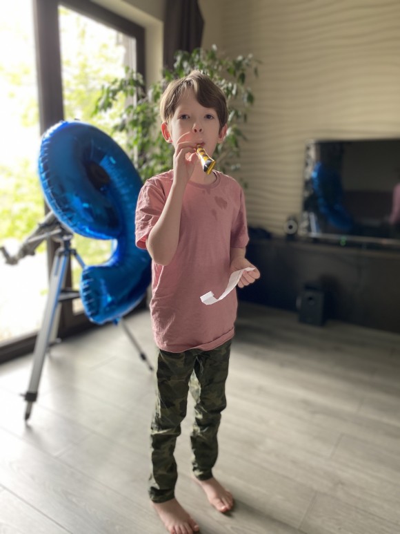 0547D8A6-DDE4-4054-92A0-9189CDD5BBF0