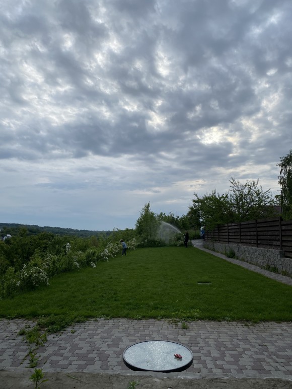 0D4AE1B3-FFAD-4621-B04E-2401AE97CD21