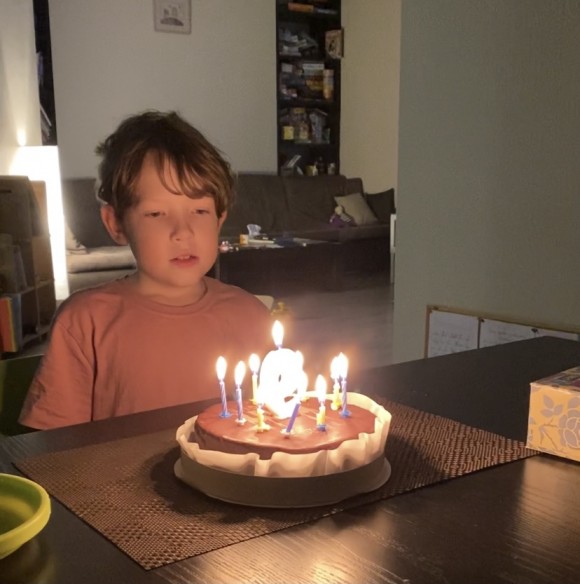 1CF34F3A-BA8A-48E8-AAD7-1E37B3EE86D1