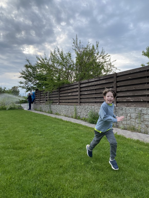 63B82BF1-A612-4AD4-913E-39265D28312E