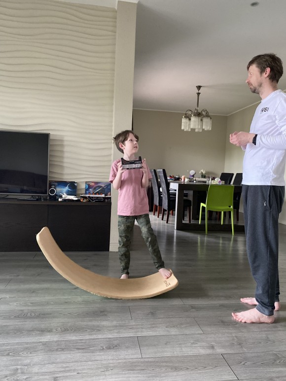 64E03E6B-88CC-4620-9E50-9D9249A64BA8