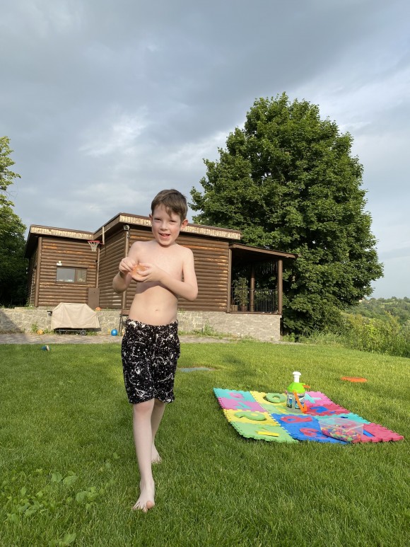 355237AE-EA79-40F1-B330-9B0F5ABBCEAD