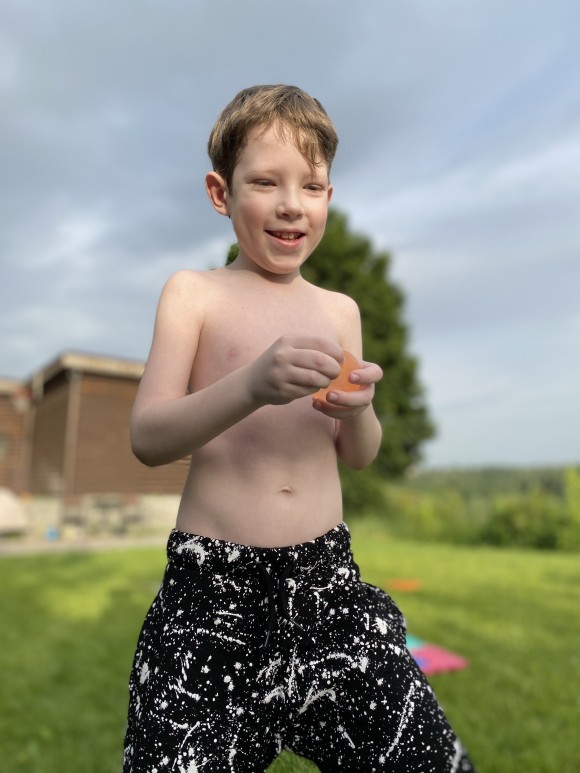 71D26E41-6311-4576-A019-A5AF88734BAF