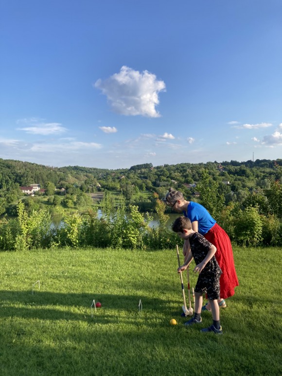 9021F0F2-1622-4F43-BC8B-30B217C2A50D