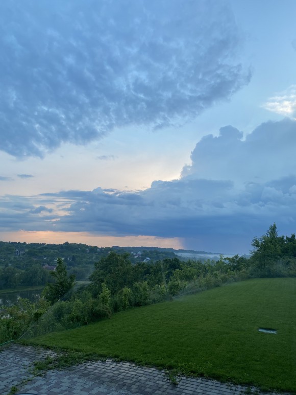 AA322B61-ABB5-447E-895B-41AB1EB60197