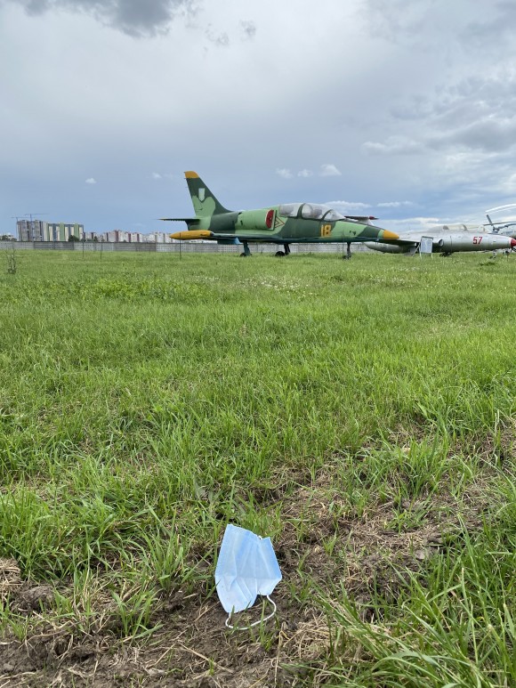 C1193BFE-0795-4B94-8093-EA427F423BFB