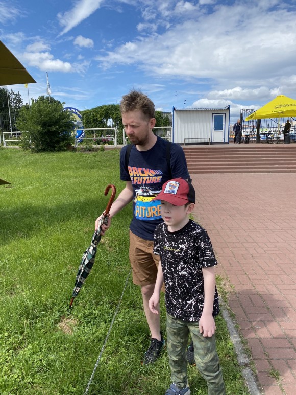 D6479C03-2CAA-4AAE-937C-7C7D60F13D1C