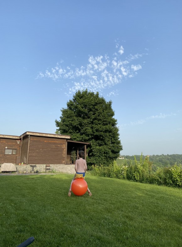 DD84079D-75D9-4406-B274-80A806FE5497