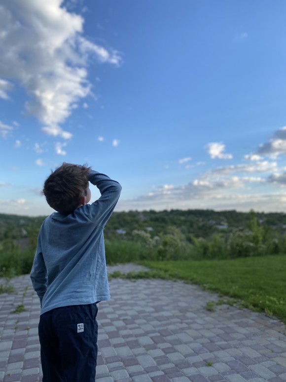 E23C2485-B7B3-4F17-85C3-B36F03AA2F45