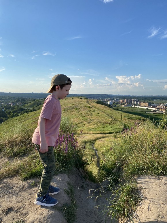 F653AF2C-D8E0-4370-B929-A17797037B50