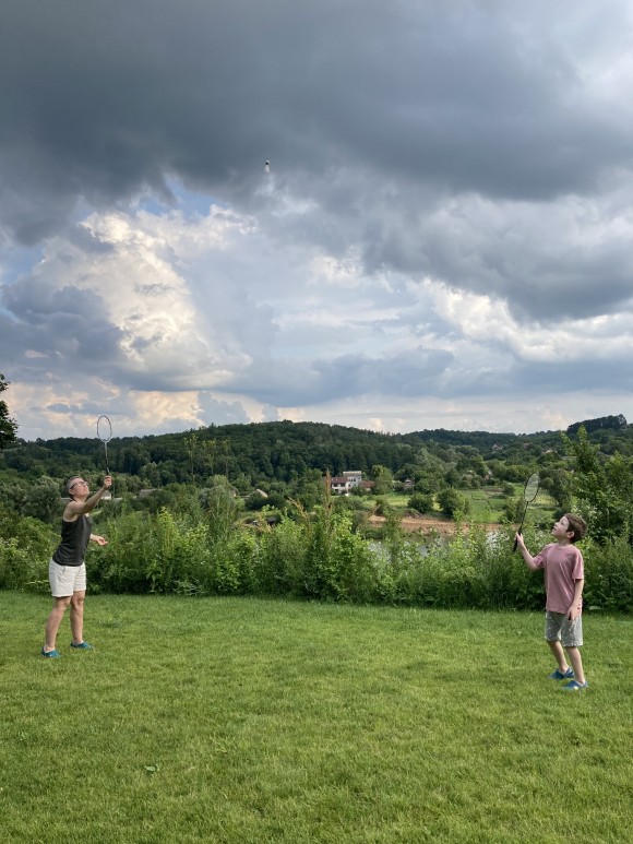 77D3AFB2-291C-4584-B451-447C8D135D54