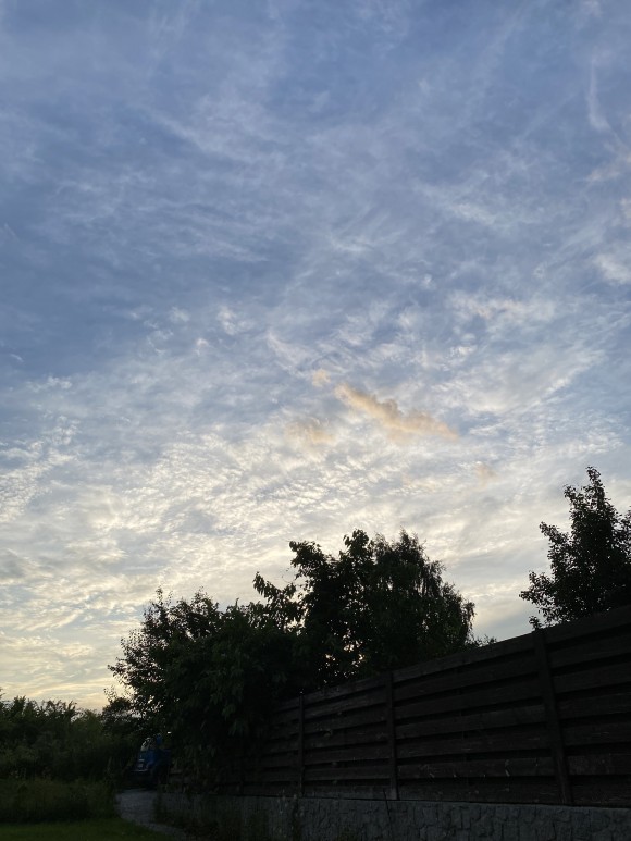 7E42EEEB-2E85-4438-8751-234DC6491BFB