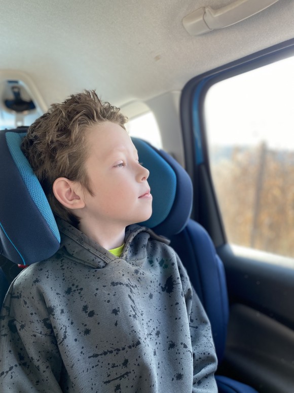 006FC0AF-11EE-4A06-B6C7-9E23F386BAF3