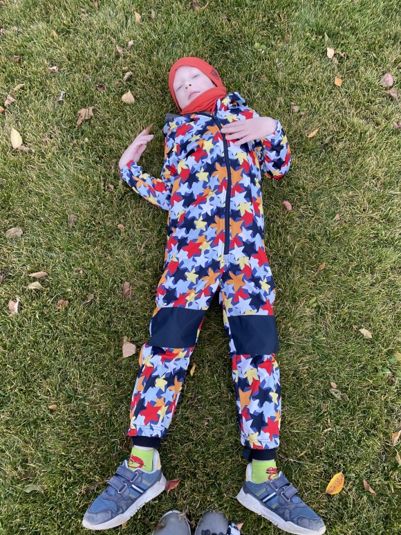 9411E390-A12B-47E8-B5FE-15E9A57B2046