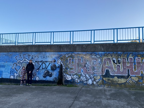 F915C490-A37F-4BD8-8AD8-16E6E5733154