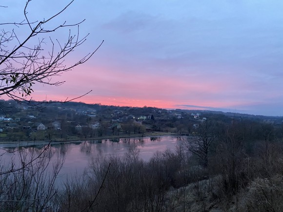 41400FEE-F5C3-437B-9168-1C1D7D712371